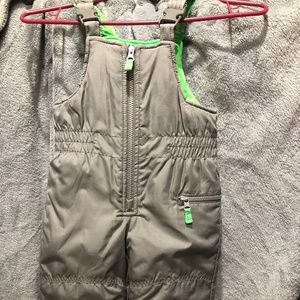 Carters snowsuit 2t gray and green